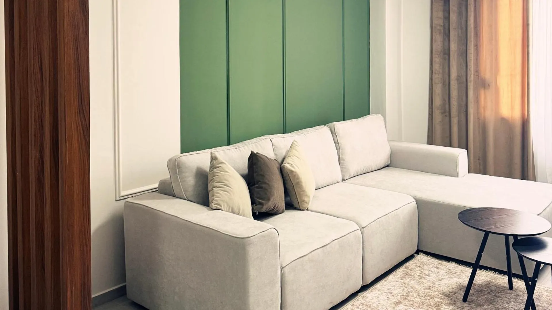 Enol Plazza Apartment Tirana